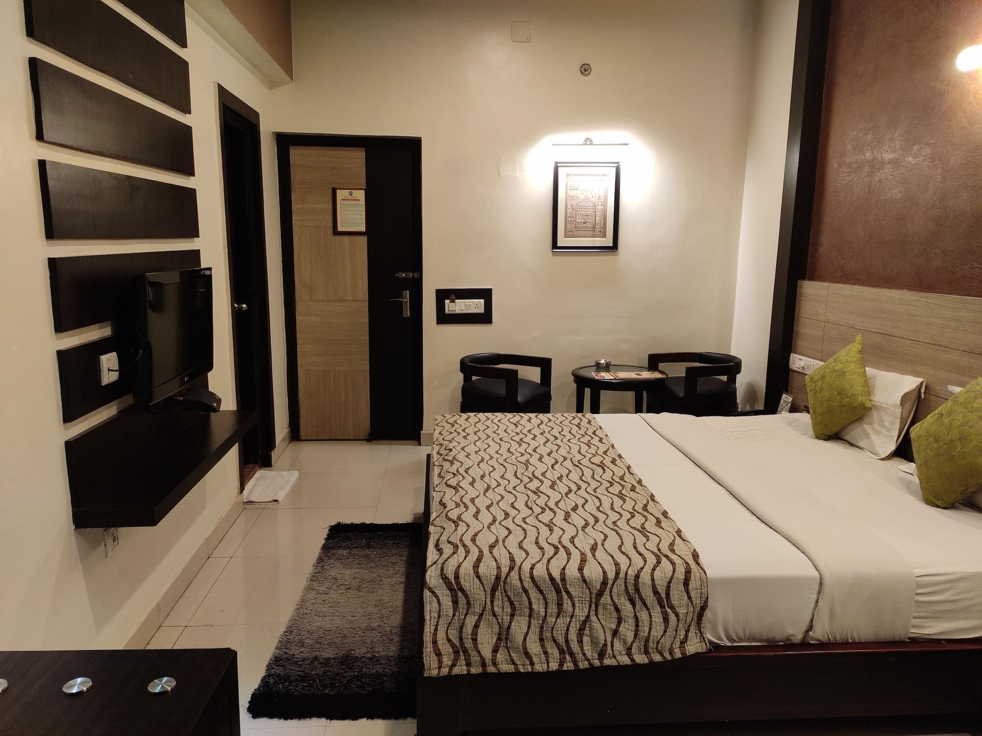 Hotel Pushpak Bhubaneswar Exterior foto