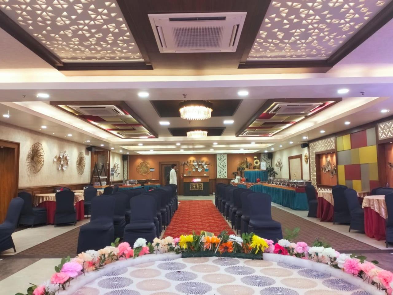 Hotel Pushpak Bhubaneswar Exterior foto