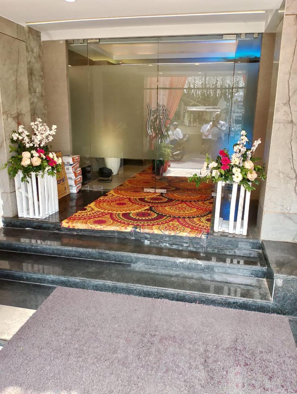 Hotel Pushpak Bhubaneswar Exterior foto
