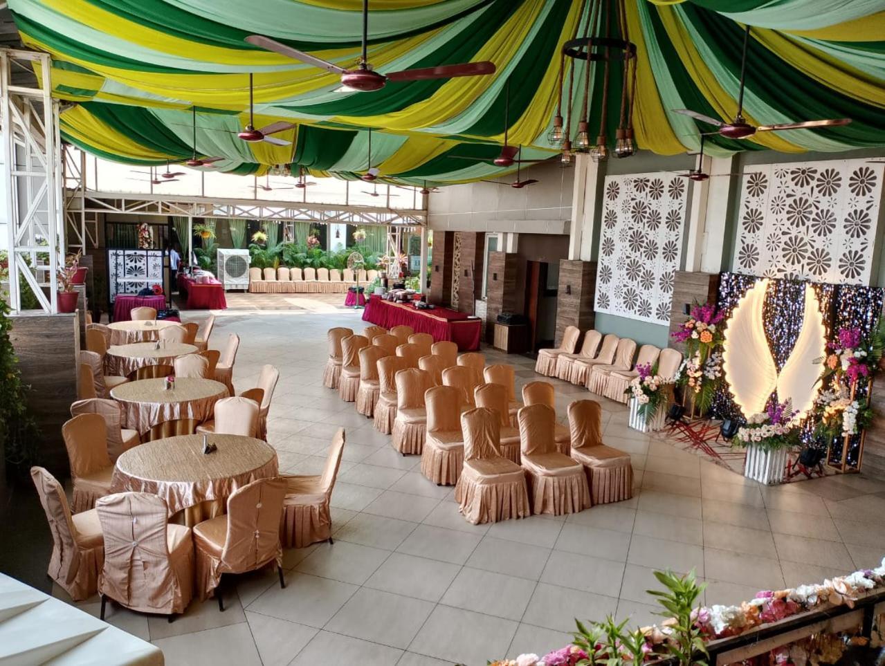 Hotel Pushpak Bhubaneswar Exterior foto