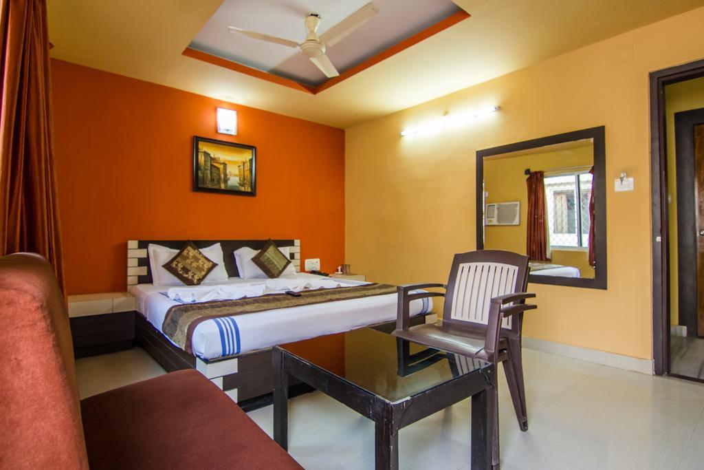 Hotel Pushpak Bhubaneswar Exterior foto