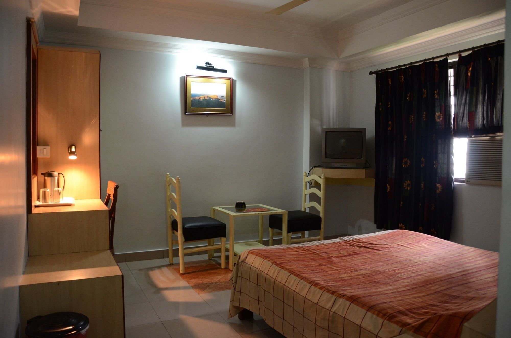 Hotel Pushpak Bhubaneswar Exterior foto